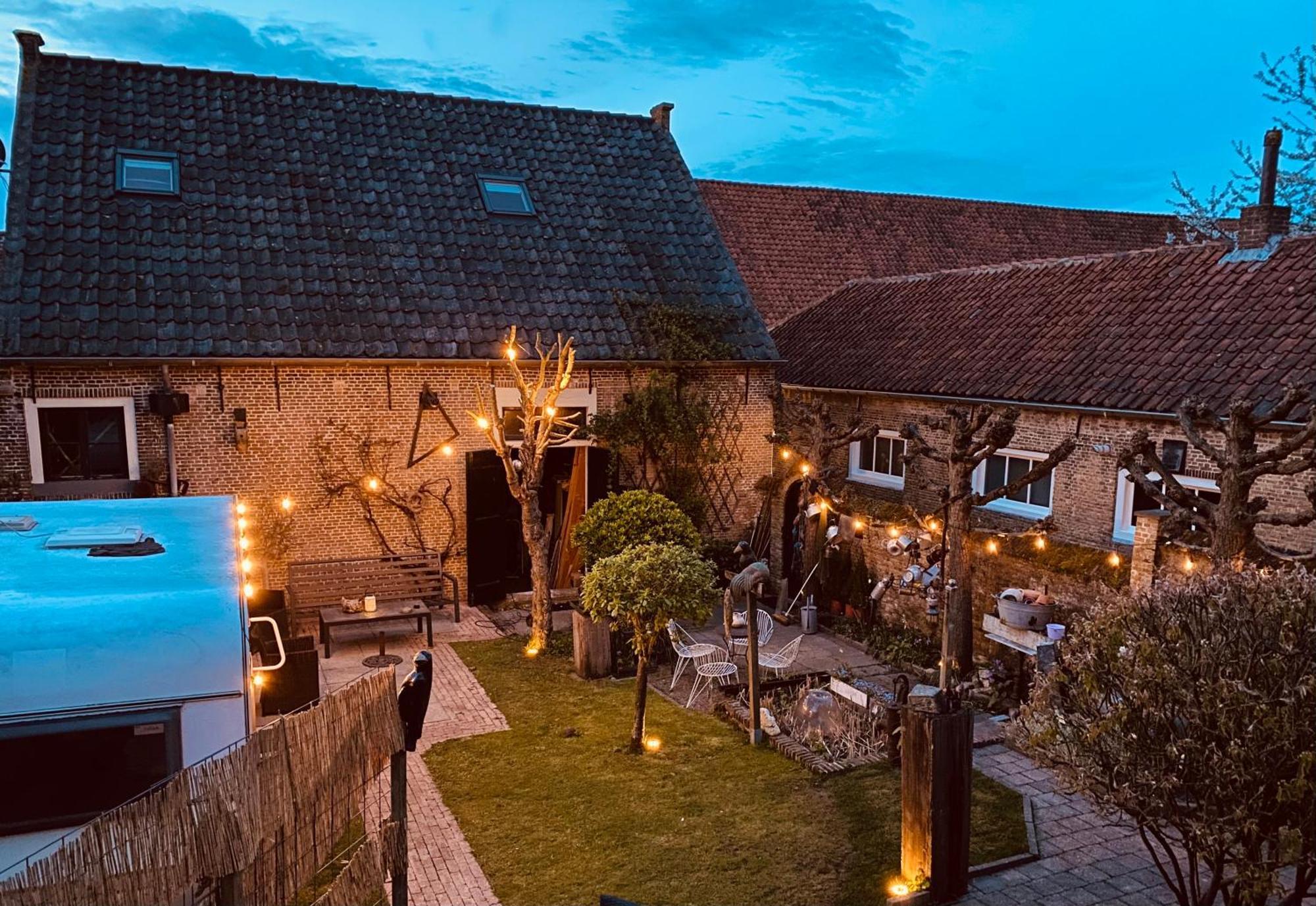 Vakantie Appartement Goedereede Let Op De Badkamer Moet Met Andere Gasten Gedeeld Worden Exterior photo